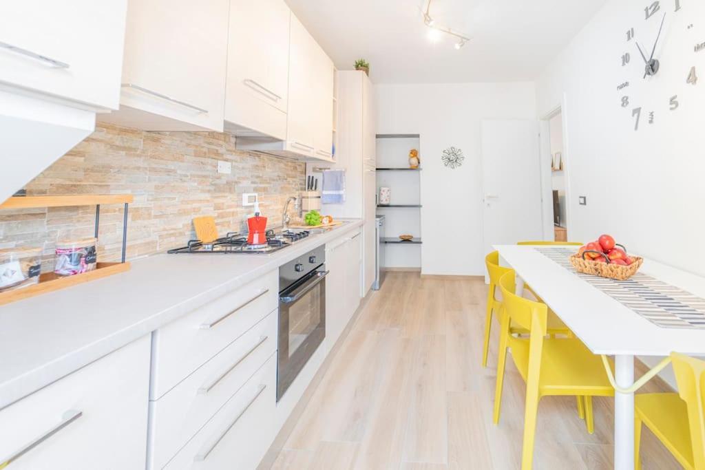 A Casa Di Mary Apartment รีวาตรีโกโซ ภายนอก รูปภาพ